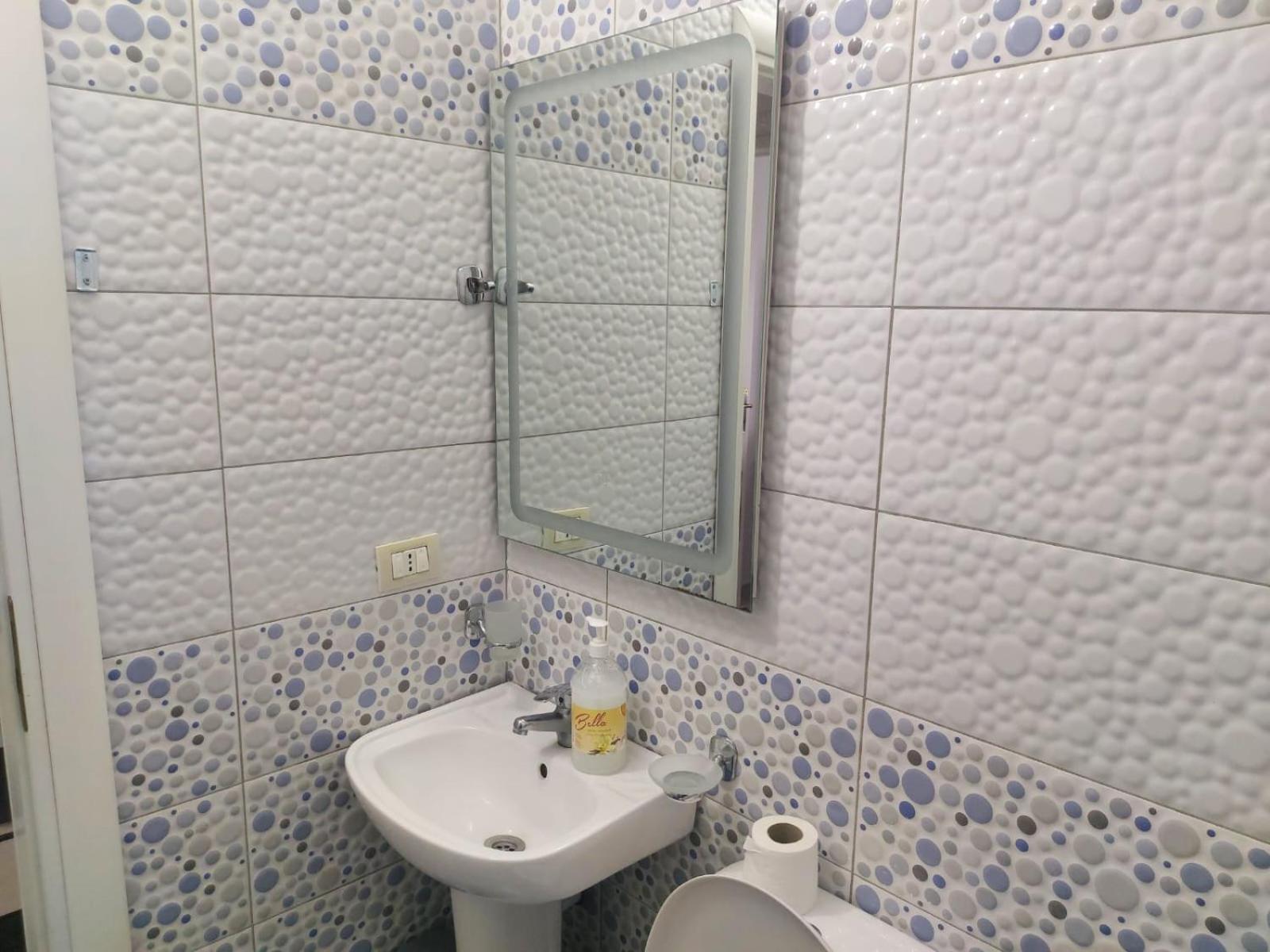 Bral Apartment 5 - Beachfront Durrës 외부 사진